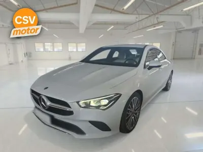 Usado Mercedes CLA200 150 CV (110 kW) 2022 Blanco Coupe