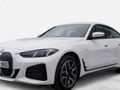 Usado BMW i4 210 kW (286 HP) 2025 Sedan
