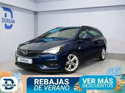 Usado Opel Astra Business 130 CV (95 kW) 2021 Azul Familiar