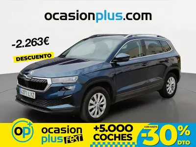Usado Skoda Karoq Ambition 150 CV (110 kW) 2022 Azul SUV