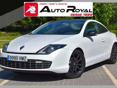 Usado Renault Laguna Coupé 150 CV (110 kW) 2012 Blanco Coupe