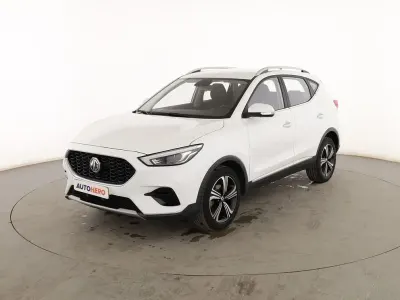 Usado MG ZS Comfort 106 CV (77 kW) 2023 Blanco SUV