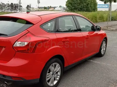 Usado Ford Focus Titanium 150 CV (110 kW) 2011 Rojo Berlina