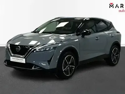 Usado Nissan Qashqai N-Connecta 140 CV (102 kW) 2023 Katana grey midnight black negroazul SUV