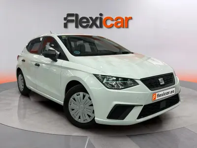 Usado Seat Ibiza Reference 95 CV (69 kW) 2018 Blanco Utilitario