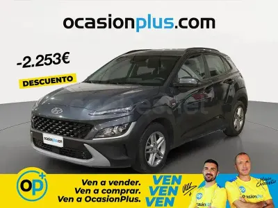 Usado Hyundai Kona 120 CV (88 kW) 2022 Gris / plata SUV
