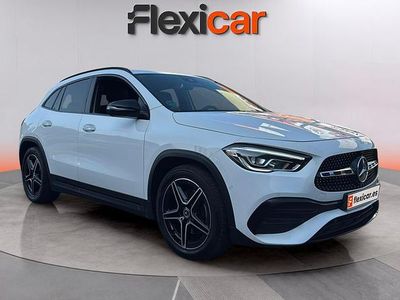 Usado Mercedes GLA200 150 CV (110 kW) 2021 Blanco SUV