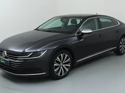 Usado VW Arteon Elegance 150 CV (110 kW) 2017 Utilitario