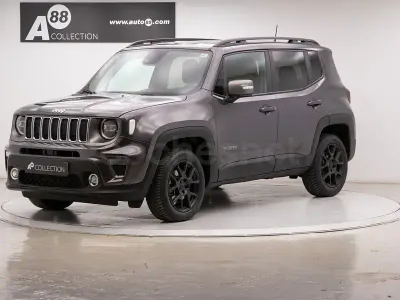 Usado Jeep Renegade Limited 180 CV (132 kW) 2019 Gris / plata SUV