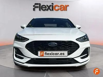 Używany Ford Focus Active 125 KM (91 kW) 2022 Biały Sedan/Limuzyna