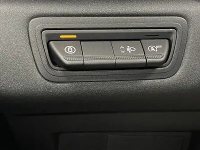 Usado Renault Captur Techno 91 CV (66 kW) 2026 Gris SUV