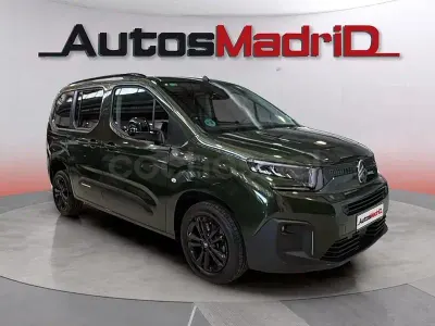 Usado Citroën Berlingo 102 CV (75 kW) 2024 Verde Monovolumen