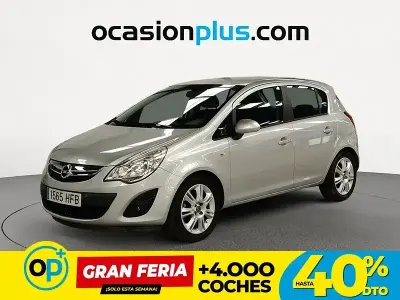 Usado Opel Corsa 95 CV (69 kW) 2011 Gris plata Utilitario