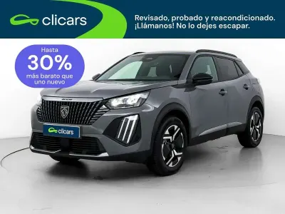 Usado Peugeot 2008 Allure 136 CV (100 kW) 2025 Gris SUV