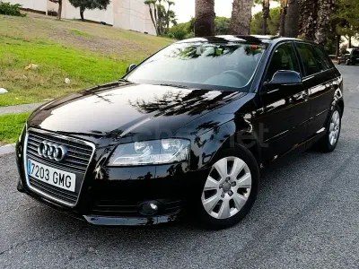 Usado Audi A3 Sportback Ambiente 105 CV (77 kW) 2009 Negro Utilitario