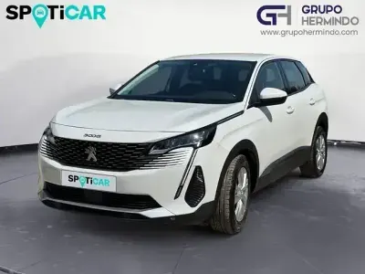 Usado Peugeot 3008 Active 130 CV (95 kW) 2021 Blanco SUV