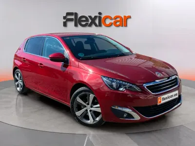 Usado Peugeot 308 Style 100 CV (73 kW) 2016 Rojo Berlina