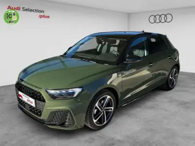 Usado Audi A1 Sportback Black Edition 116 CV (85 kW) 2026 Verde Utilitario