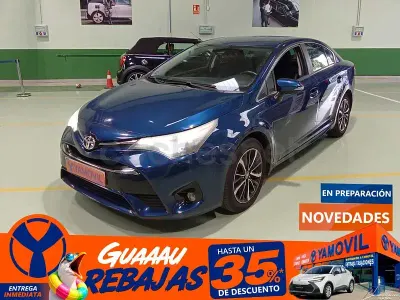 Usado Toyota Avensis Advance 143 CV (105 kW) 2018 Azul Berlina