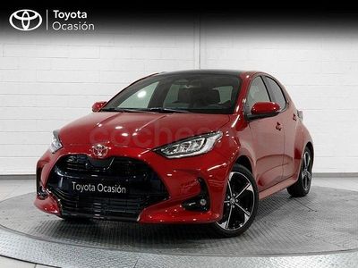 Nuevo Toyota Yaris Hybrid Plus 116 CV (85 kW) 2025 Rojo Berlina