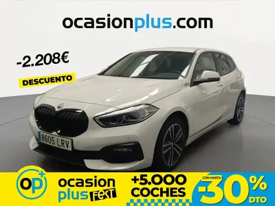 Usado BMW 118 140 CV (102 kW) 2021 Blanco Utilitario