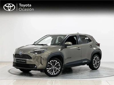 Usado Toyota Yaris Hybrid Style 116 CV (85 kW) 2023 Bronce