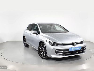 Plateado Usado 2024 VW Golf VIII | 31.300 € (Precio justo)