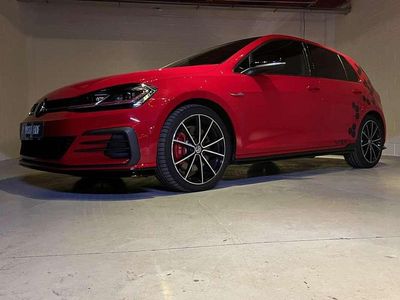 Usado VW Golf VII GTI 290 CV (213 kW) 2019 Rojo Utilitario