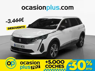 Usado Peugeot 5008 Allure 130 CV (95 kW) 2023 Blanco SUV