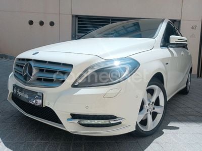Mercedes B200