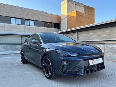 Usado Cupra Leon 150 CV (110 kW) 2025 Gris / plata Berlina