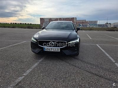 Usado Volvo V60 Momentum 150 CV (110 kW) 2020 Negro Familiar