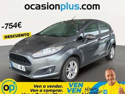 Usado Ford Fiesta Trend 82 CV (60 kW) 2017 Gris Utilitario
