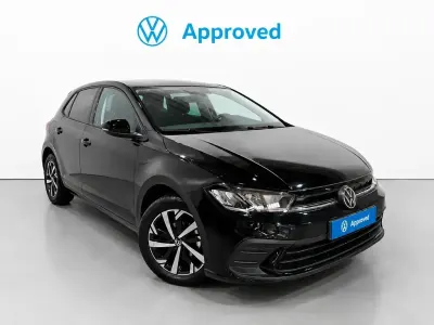 Usado VW Polo Life 95 CV (69 kW) 2025 Negro Utilitario