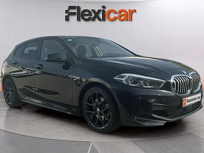 Usado BMW 118 Comfort Edition 140 CV (102 kW) 2019 Negro Utilitario