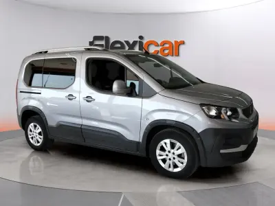 Usado Peugeot Rifter Active 131 CV (96 kW) 2020 Gris Monovolumen