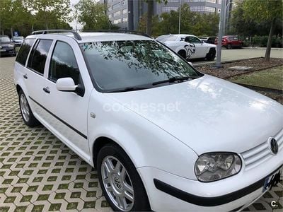 Usado VW Golf IV 110 CV (80 kW) 2004 Blanco Familiar