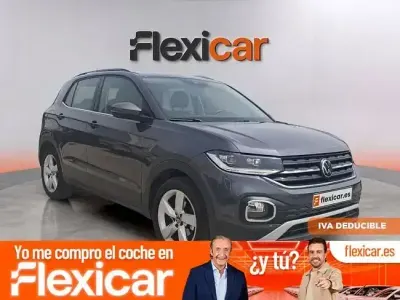 Usado VW T-Cross Advance 150 CV (110 kW) 2022 Gris SUV