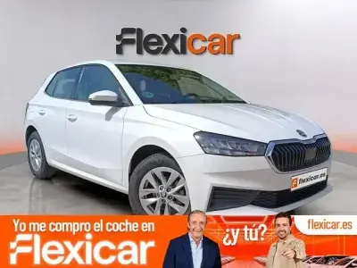 Usado Skoda Fabia Ambition 95 CV (69 kW) 2023 Blanco Utilitario