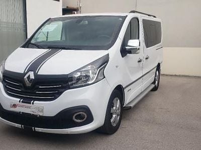 Usado Renault Trafic 125 CV (91 kW) 2016 Blanco Monovolumen