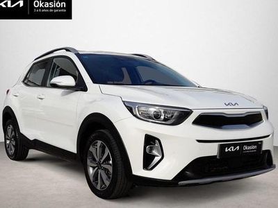 Usado Kia Stonic 121 CV (88 kW) 2024 Blanco SUV