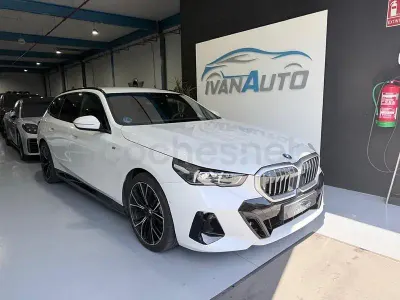 Usado BMW 530e Comfort Edition 299 CV (219 kW) 2025 Blanco Familiar