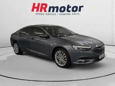 Usado Opel Insignia Innovation 136 CV (100 kW) 2020 Gris Berlina