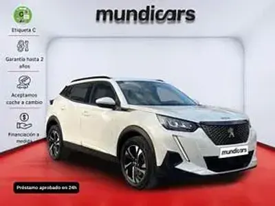 Usado Peugeot 2008 Allure 131 CV (96 kW) 2020 Blanco SUV