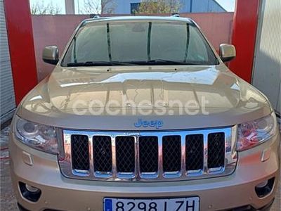 Usado Jeep Grand Cherokee Overland 241 CV (177 kW) 2012 Beige SUV