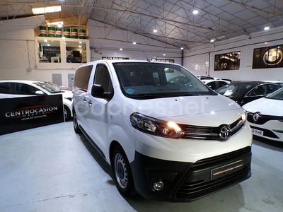 Blanco Usado 2023 Toyota Proace Verso Advance Familiar | 31.990 € (Un poco caro)