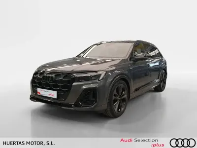 Usado Audi Q7 S-Line 286 CV (210 kW) 2025 Gris / plata SUV