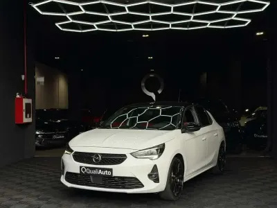 Usado Opel Corsa GS Line 101 CV (74 kW) 2020 Blanco Utilitario