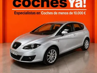 Usado Seat Altea Style 125 CV (91 kW) 2010 Gris / plata Monovolumen