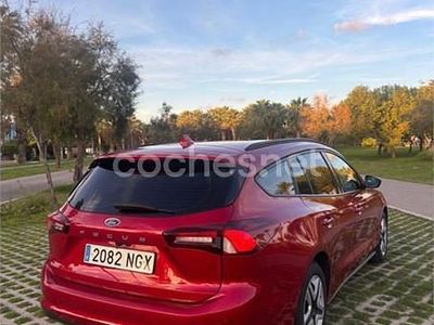 Usado Ford Focus ST-Line X 120 CV (88 kW) 2022 Granate Familiar